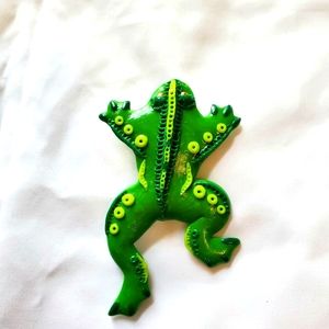 Green Frog Brooch